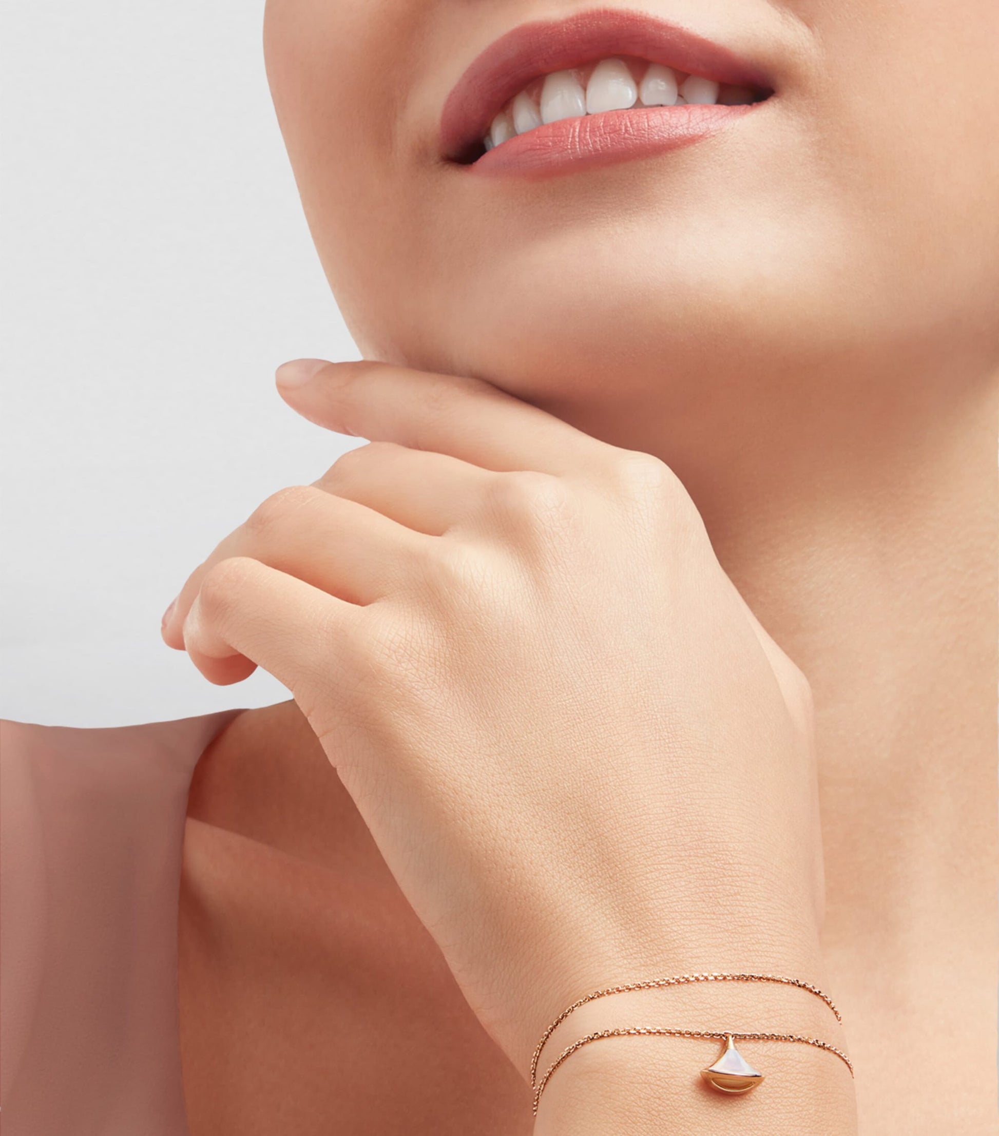 Yellow Gold and Mother-of-Pearl Divas' Dream Bracelet