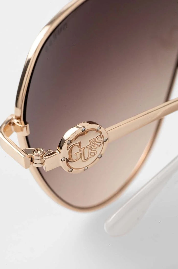 Слънчеви очила Guess