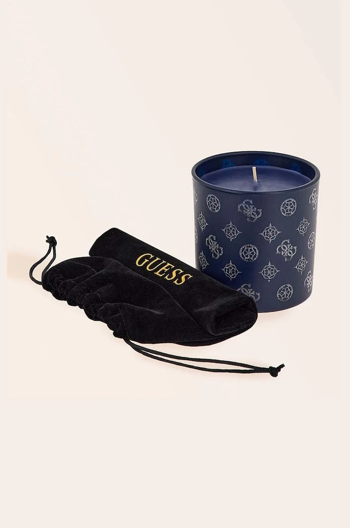 Ароматизирана свещ Guess