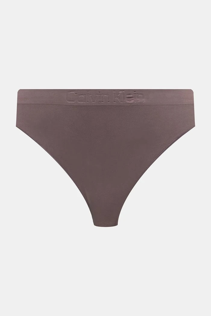 Calvin Klein Underwear kadın string külot 3’lü