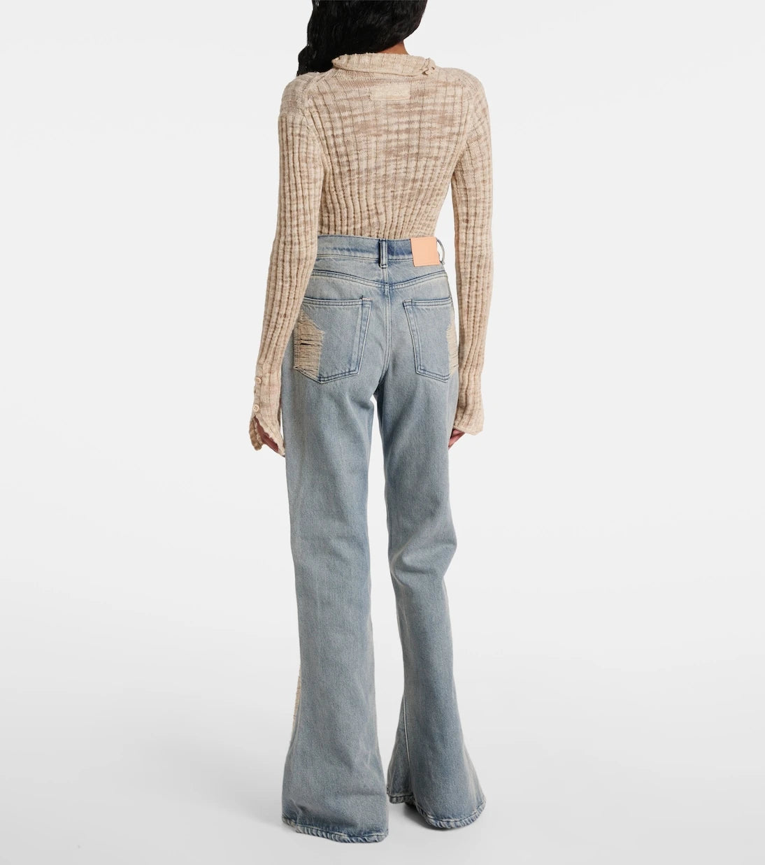 Acne Studios - بنطلون جينز بقصة البوت كت بخصر عالٍ وتأثير بالٍ