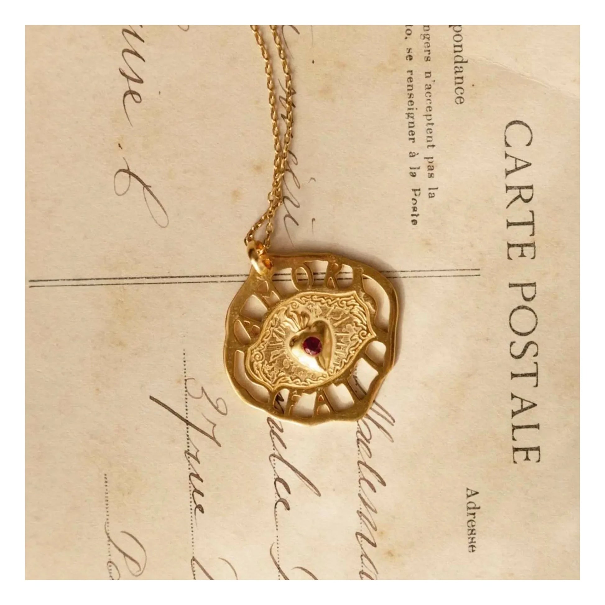 Alhaja - Amor Fati necklace | Gold
