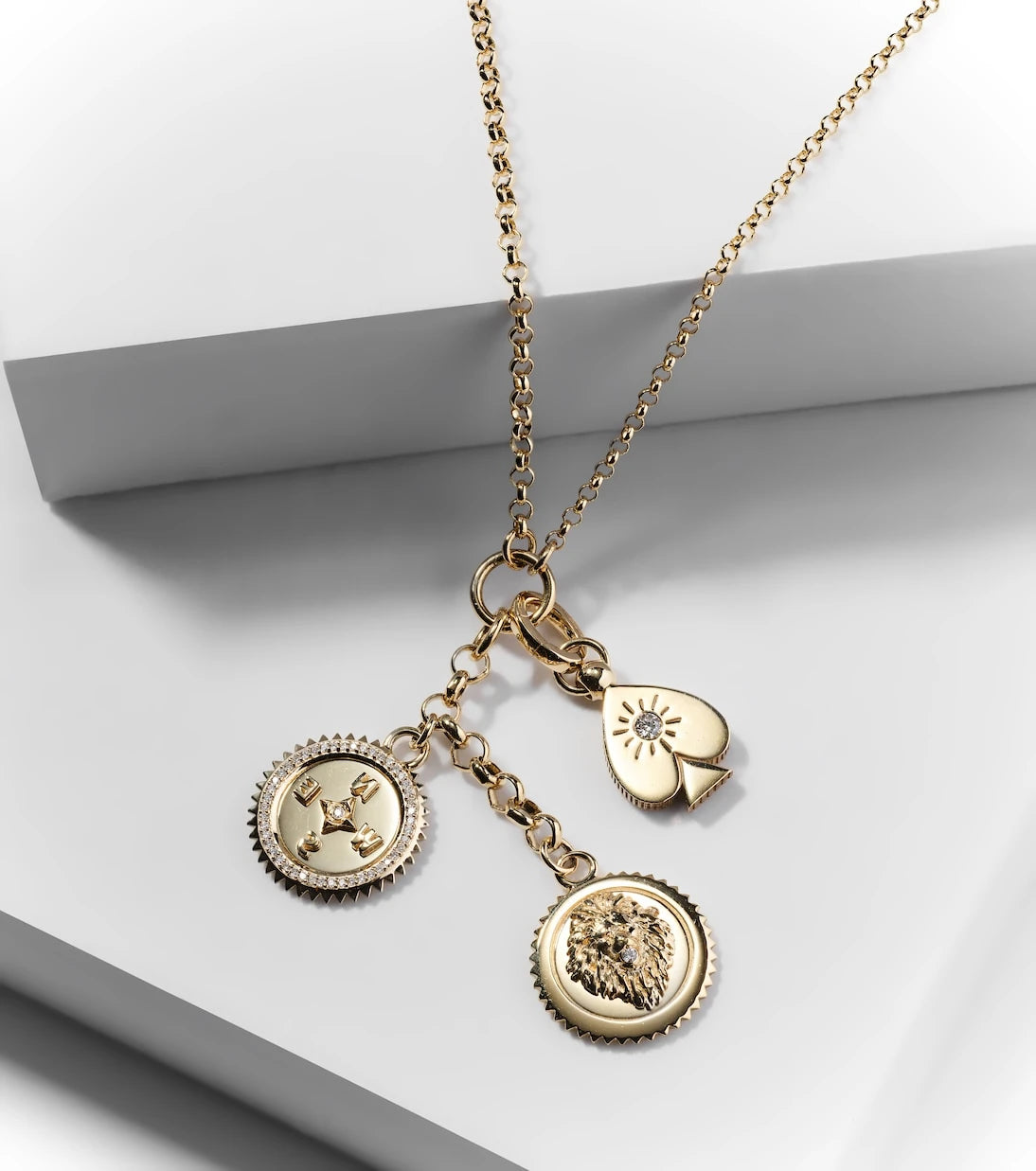 FoundRae - 18kt gold pendant necklace with diamonds