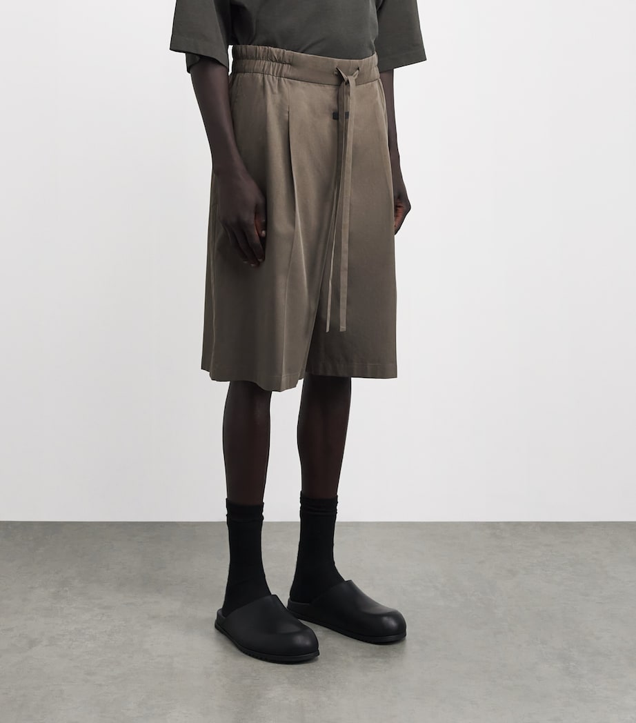 Fear Of God Cotton-Blend Pleated Shorts