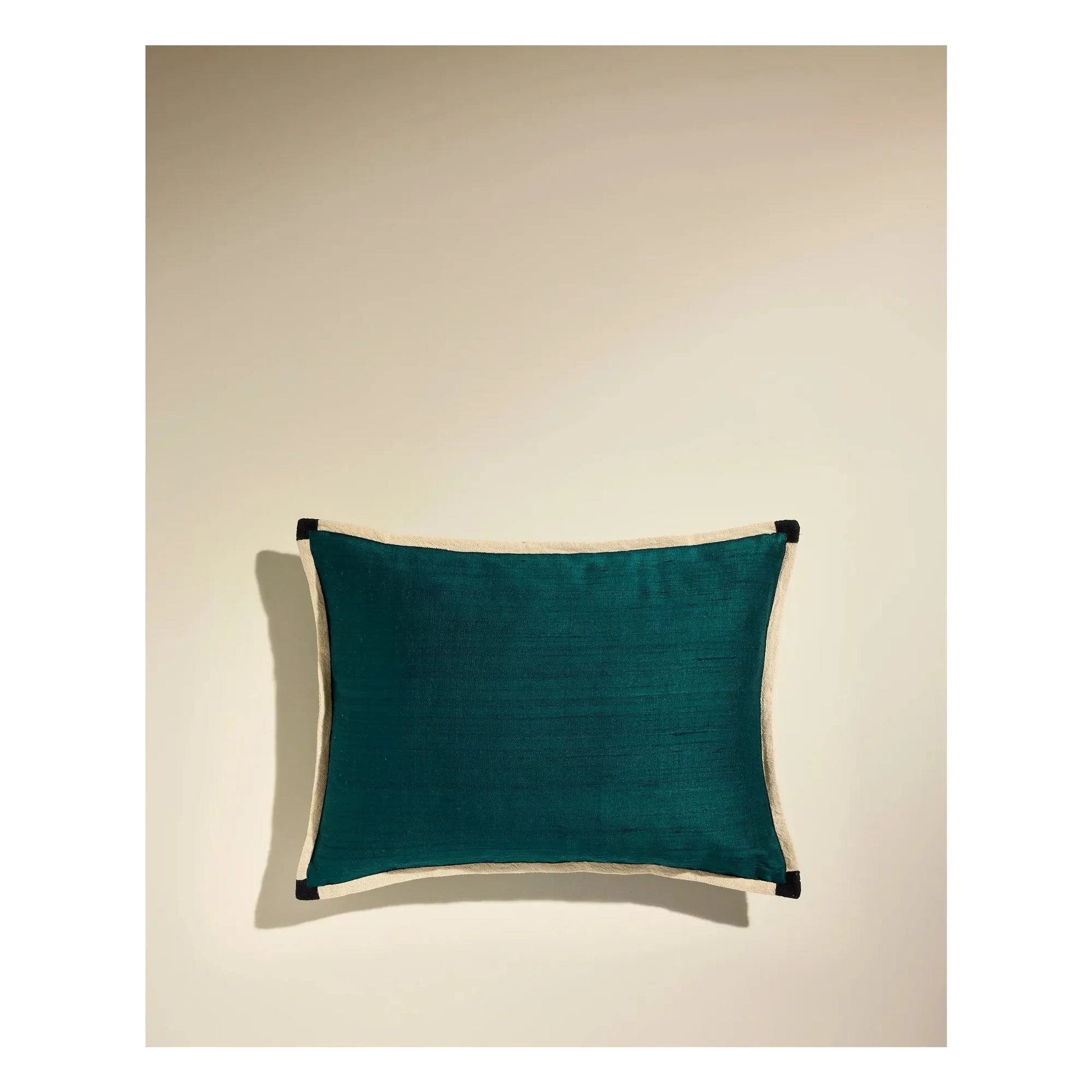Maison Sarah Lavoine - Séquence silk cushion | Thé de Chine