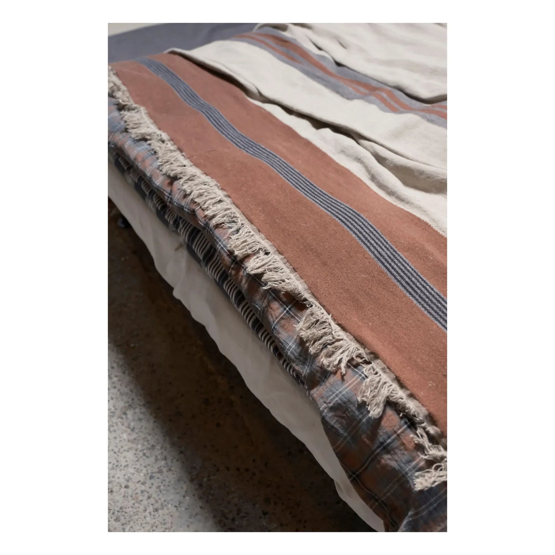 Libeco - Sienna linen throw | Brown
