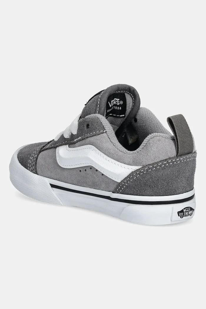 Детски велурени кецове Vans Knu Skool