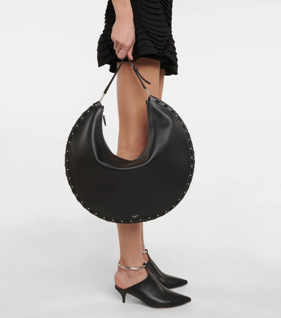 Alaïa - Le Demi-Lune Large leather shoulder bag