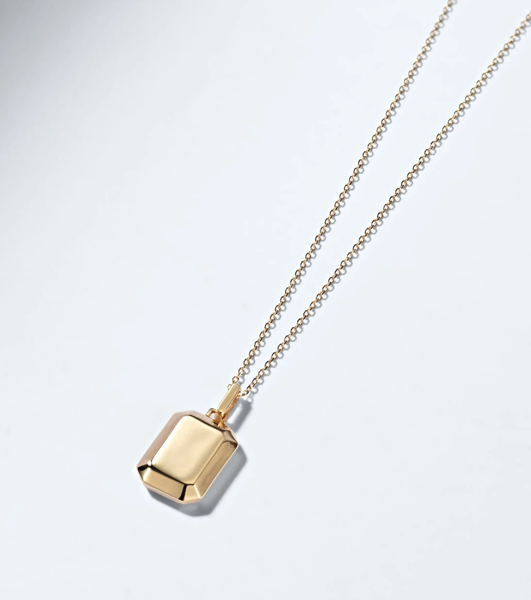 Mateo - Initial 14kt yellow gold pendant necklace