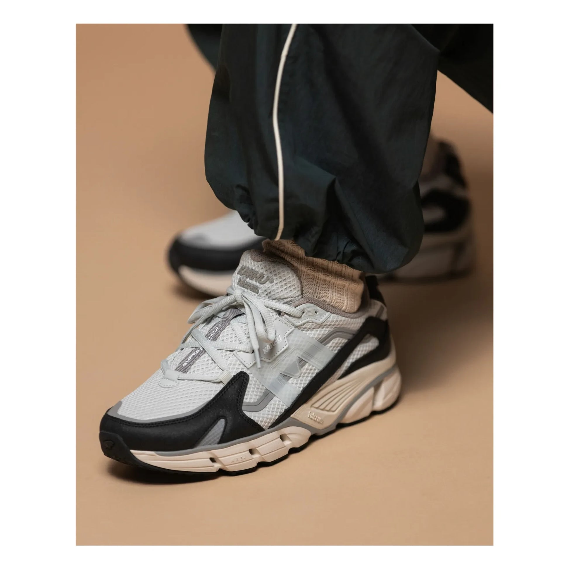 Karhu - Super Fulcrum Basket | Grey