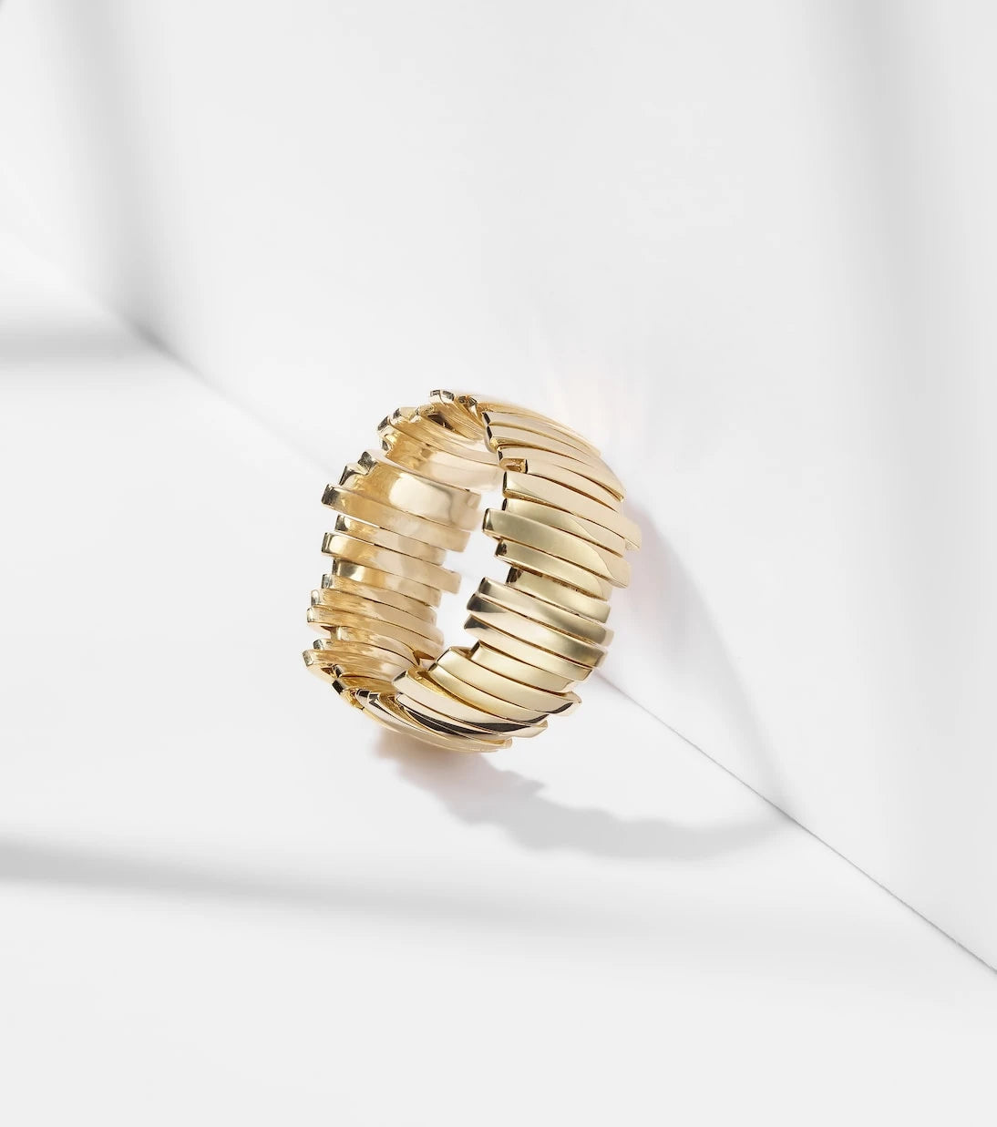 Suzanne Kalan - Classic Milli 18kt gold ring