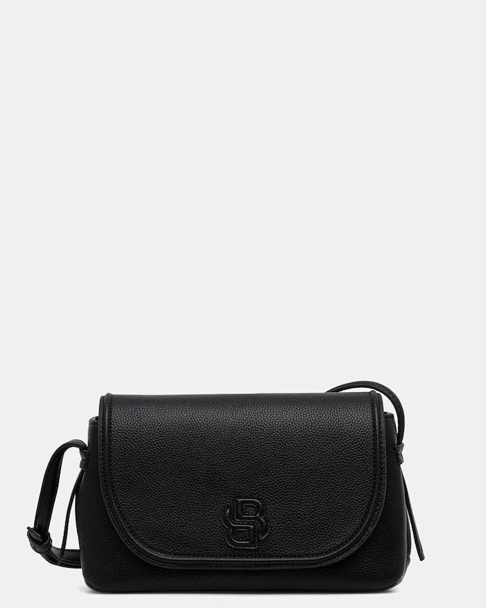 BOSS kadın suni deri crossbody çanta Anett Flap Crossbody