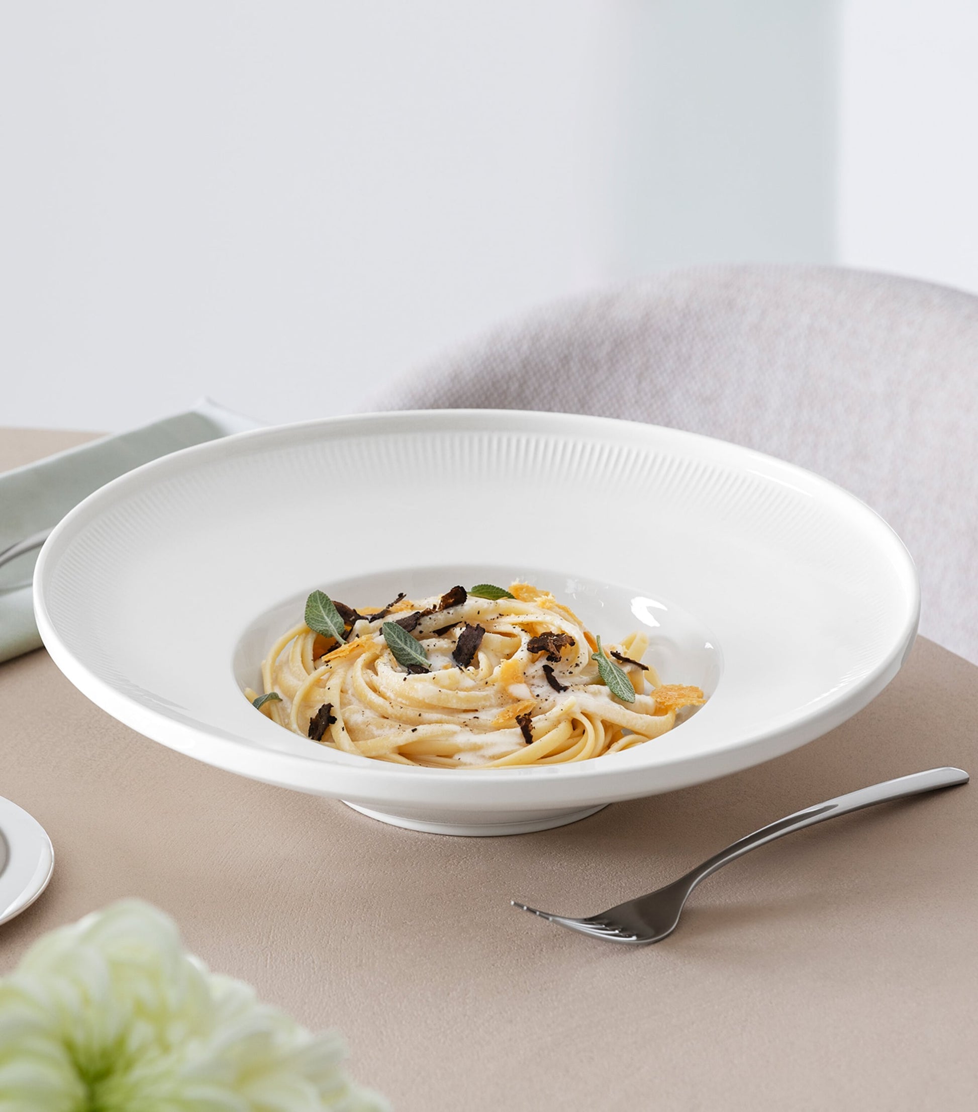 Villeroy & Boch Porcelain Afina Bowl (25cm)