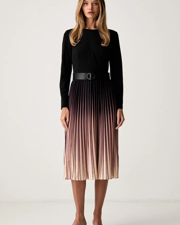 DKNY kloş elbise