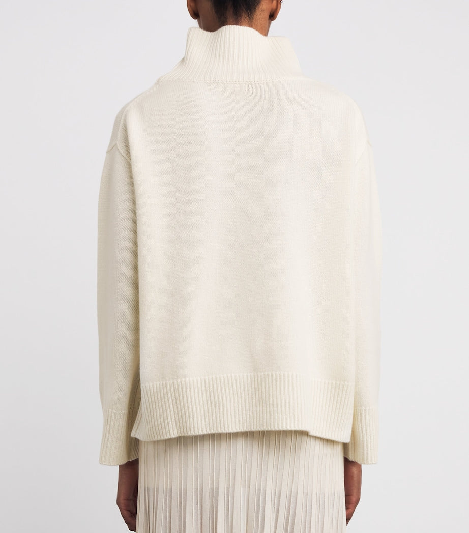 Soft Goat White Cashmere Rollneck Boyfriend Sweater