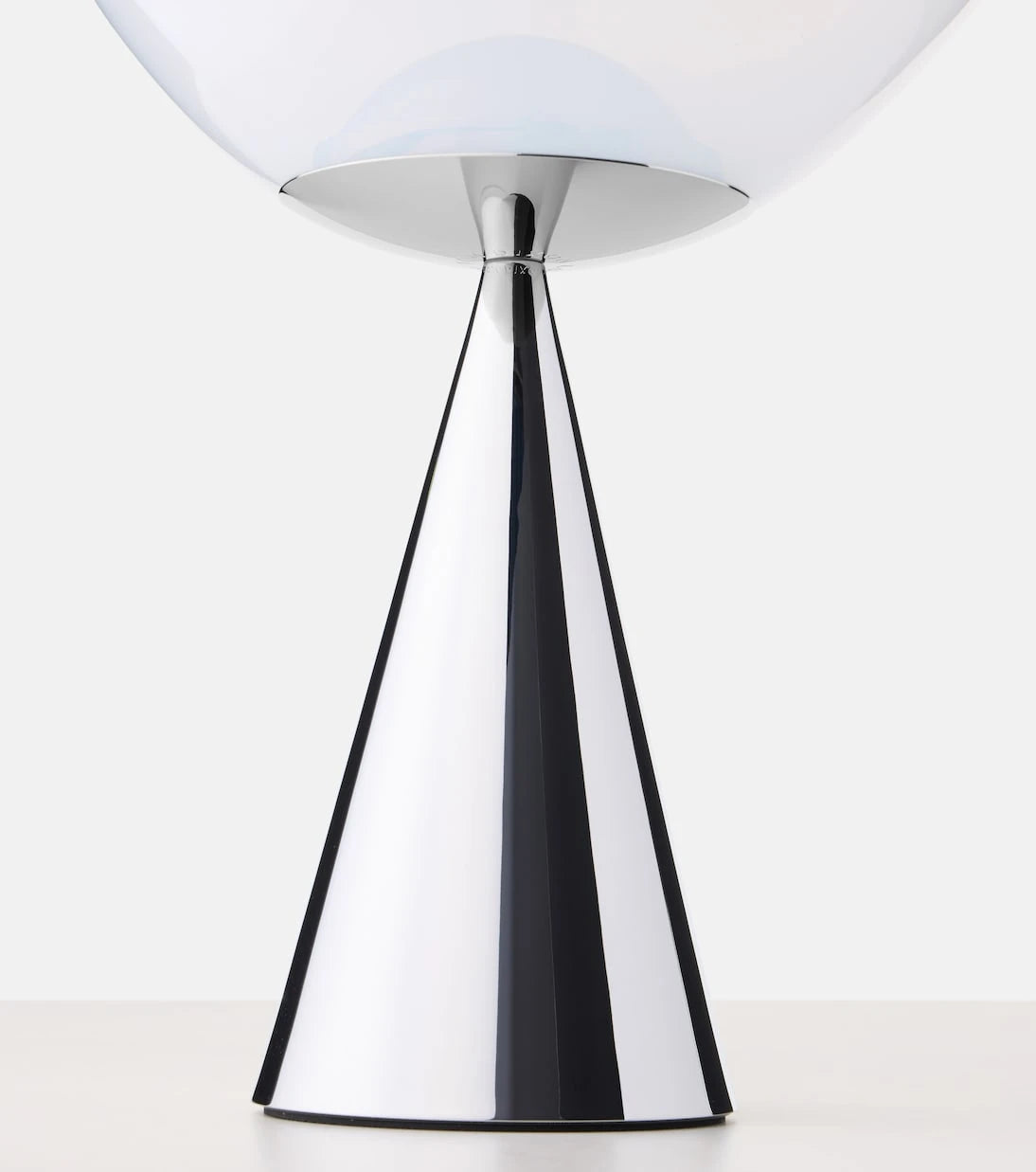 Tom Dixon - مصباح طاولة Melt Fat LED من الفولاذ المقاوم للصدأ (قابس عالمي)