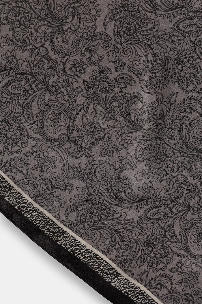 Копринено шалче Answear.LAB from the Unscripted collection