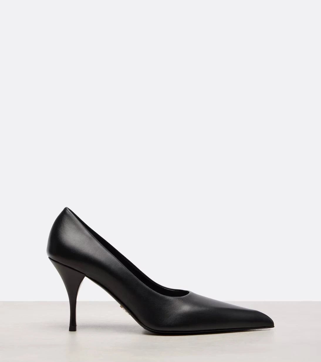 Prada - Leather pumps