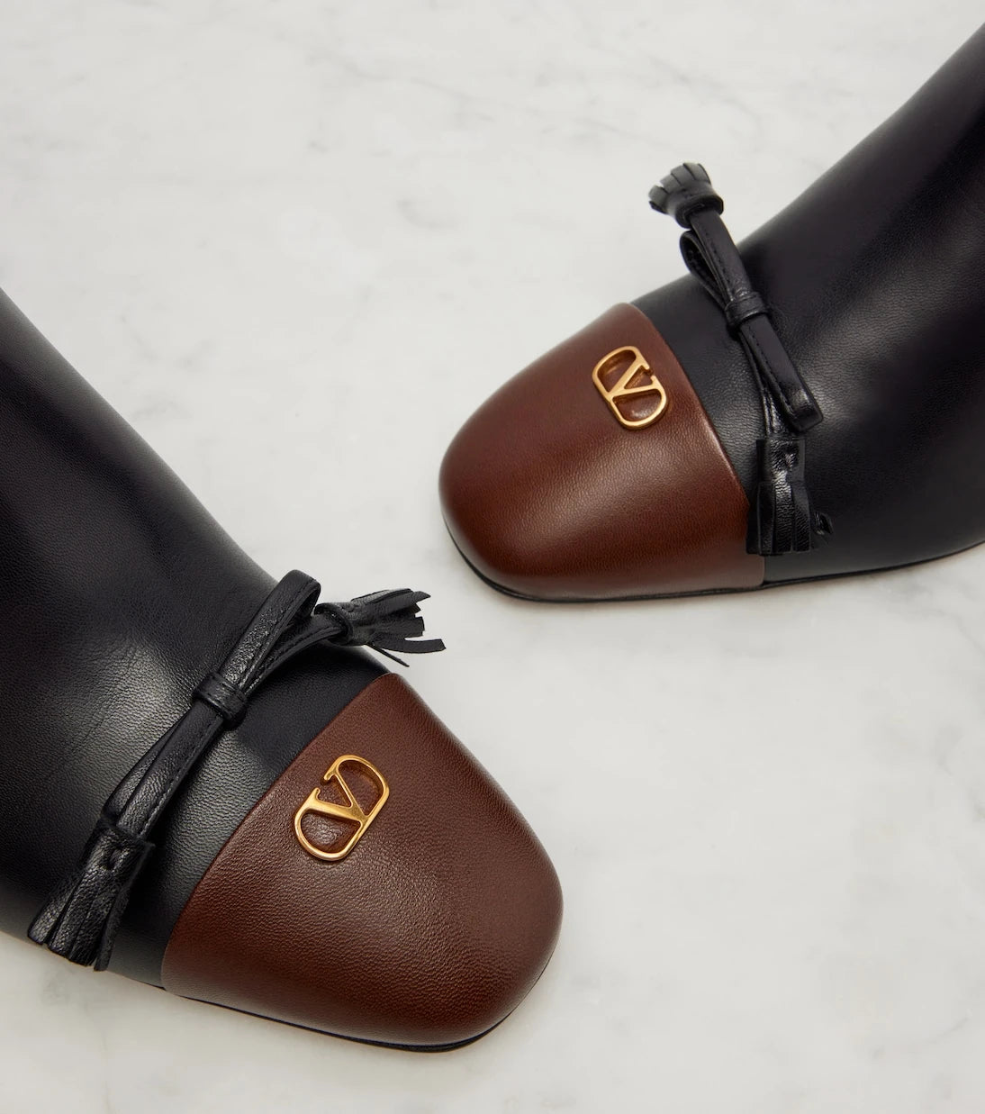 Valentino Garavani - Valet Du Roi leather ankle boots