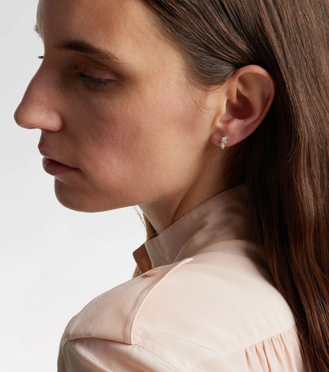 Maria Tash - Echo 18kt white gold single earring with diamonds