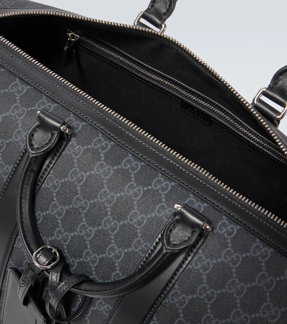 Gucci - GG Supreme canvas duffel bag