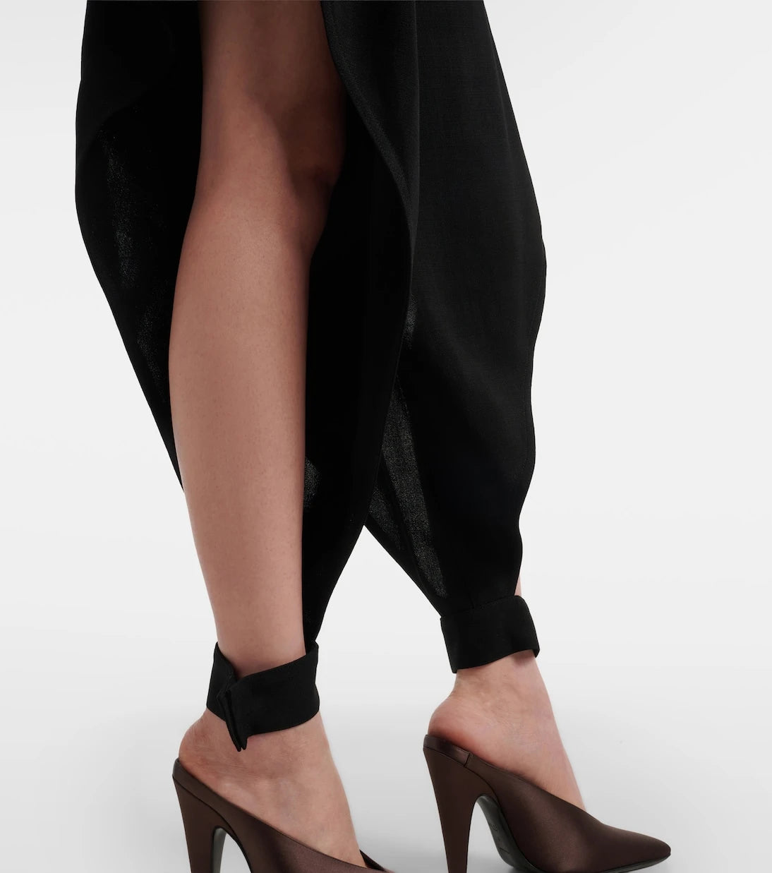 Alaïa - Triangle ruffled pants