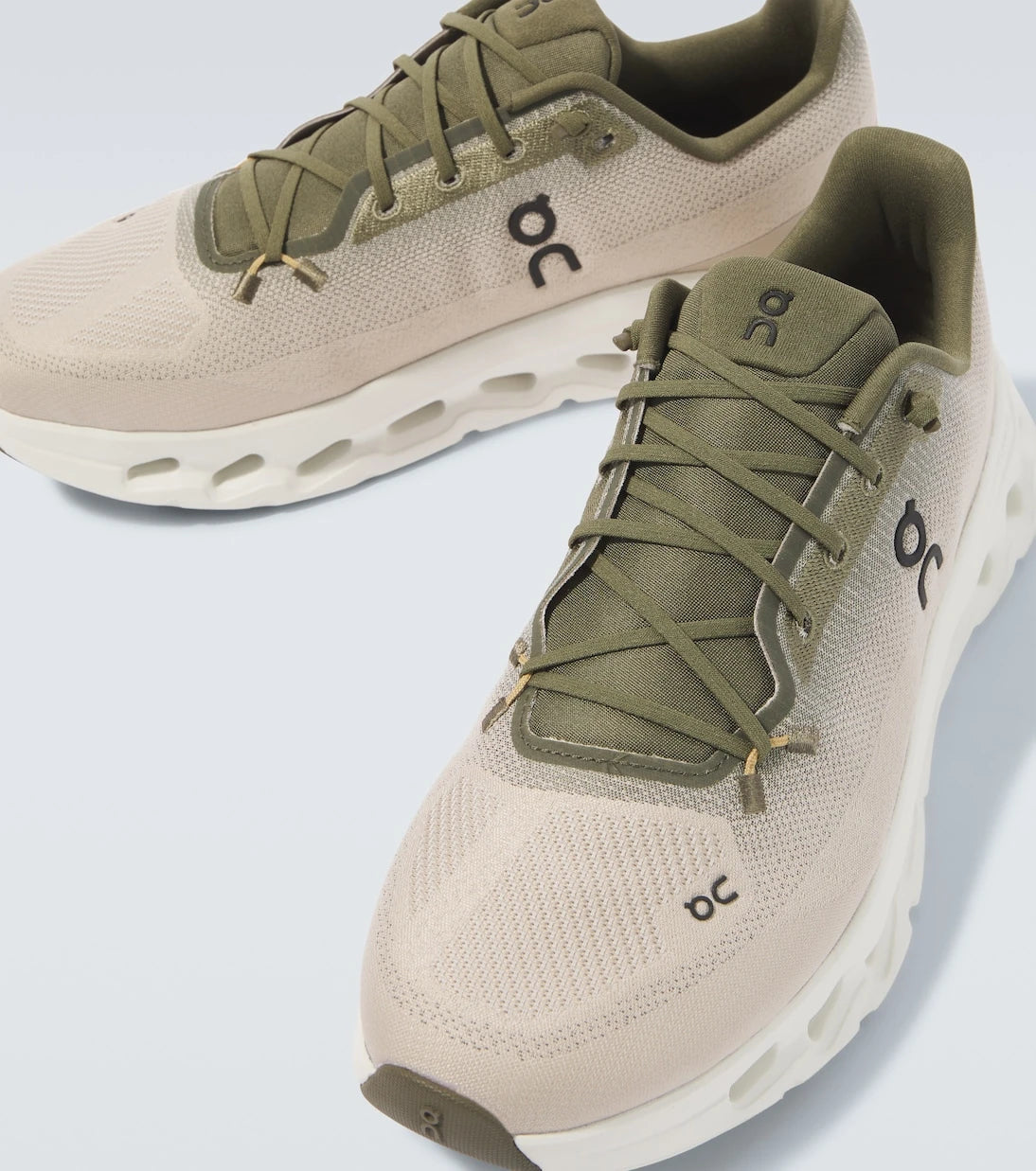 On - Cloudtilt running shoes