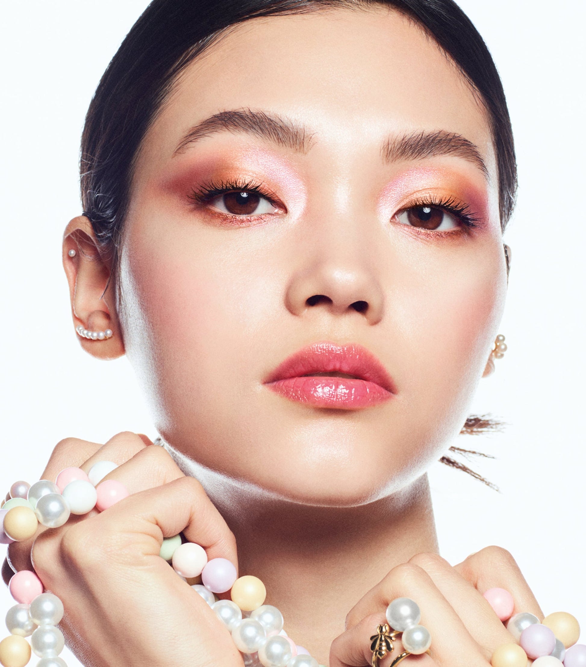 Météorites Light-Revealing Pearls of Powder