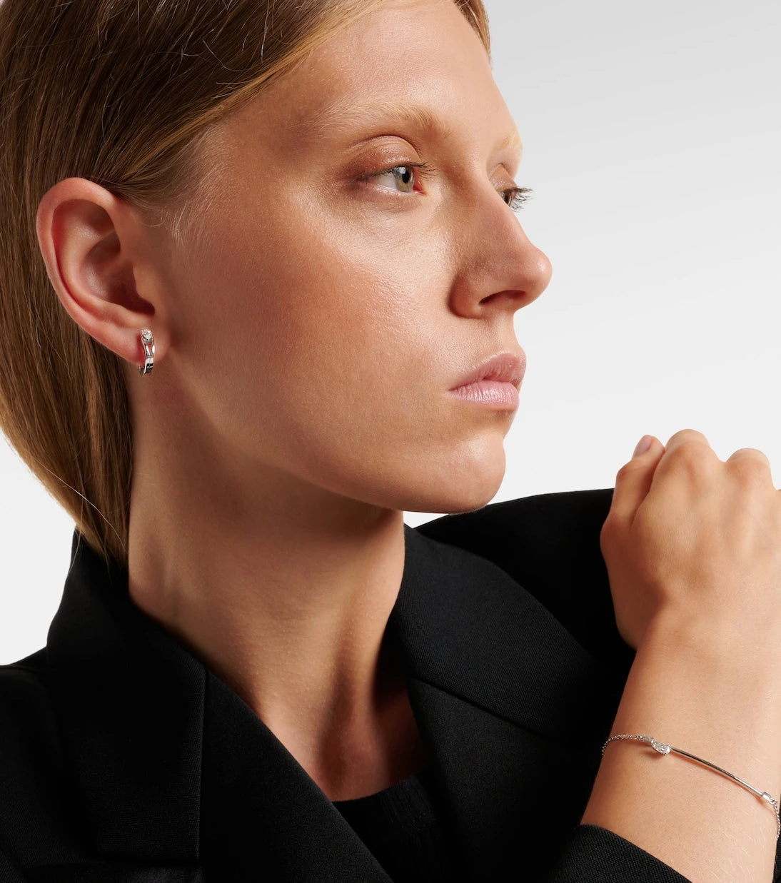 Repossi - Serti Inversé XS 18kt white gold single earring with diamond