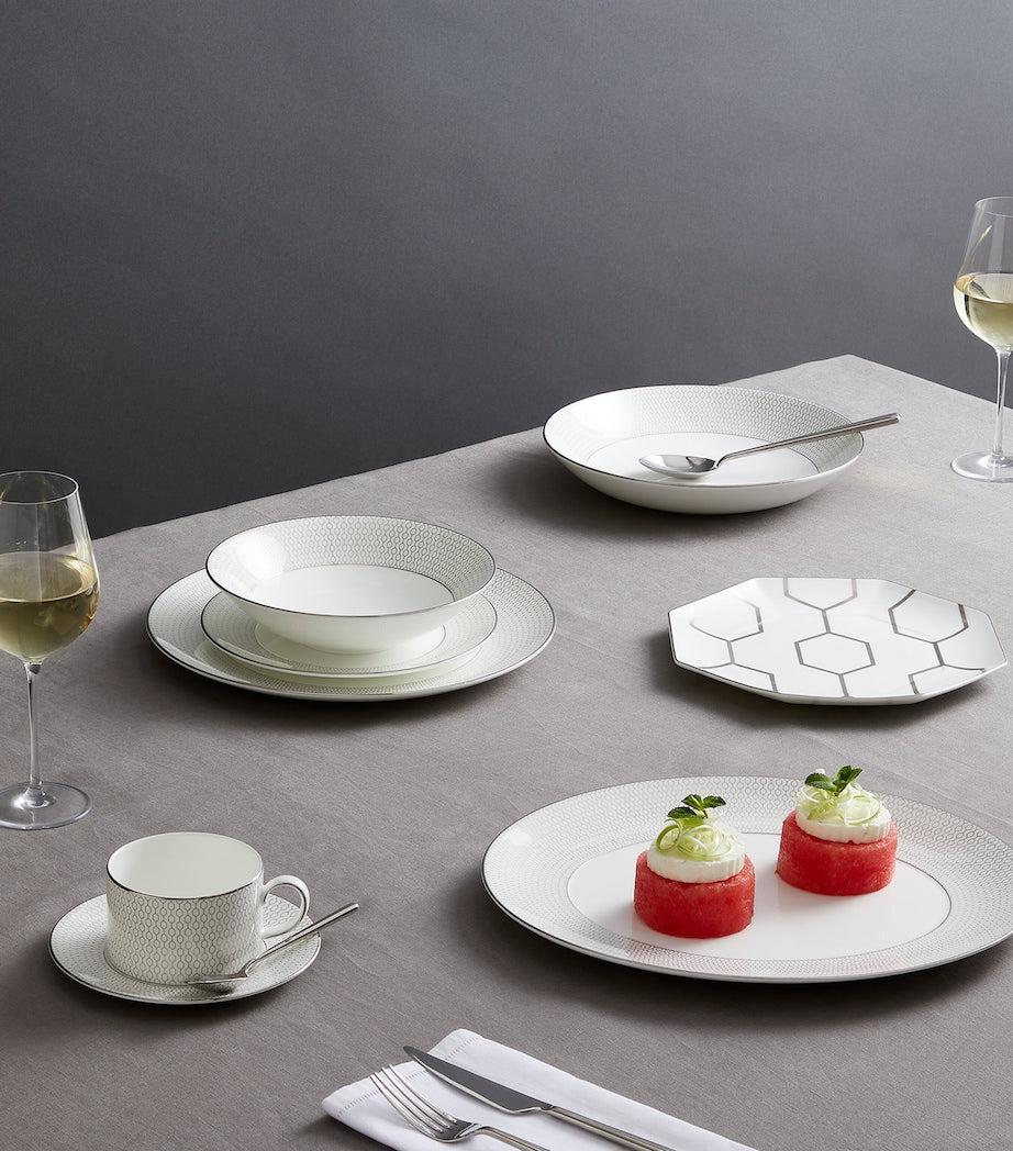 Gio Platinum Octagonal Plate (23cm)