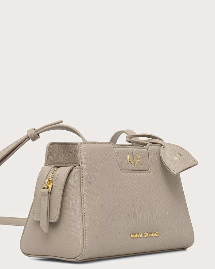 Armani Exchange kadın crossbody çanta
