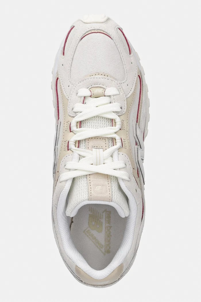 New Balance 204 маратонки дамски от велур