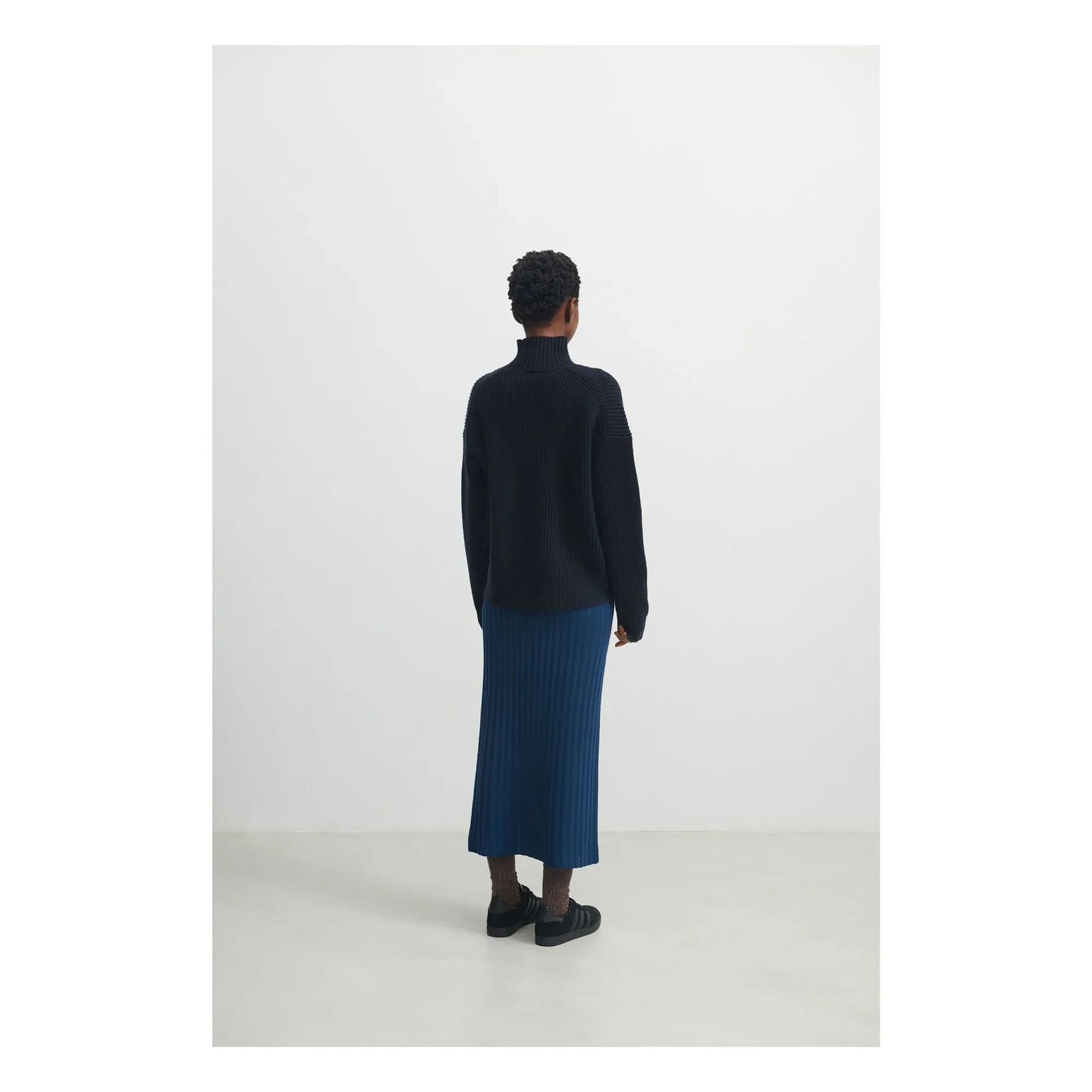 FUB - Raw Laine Sweater - Women's Collection | Navy blue