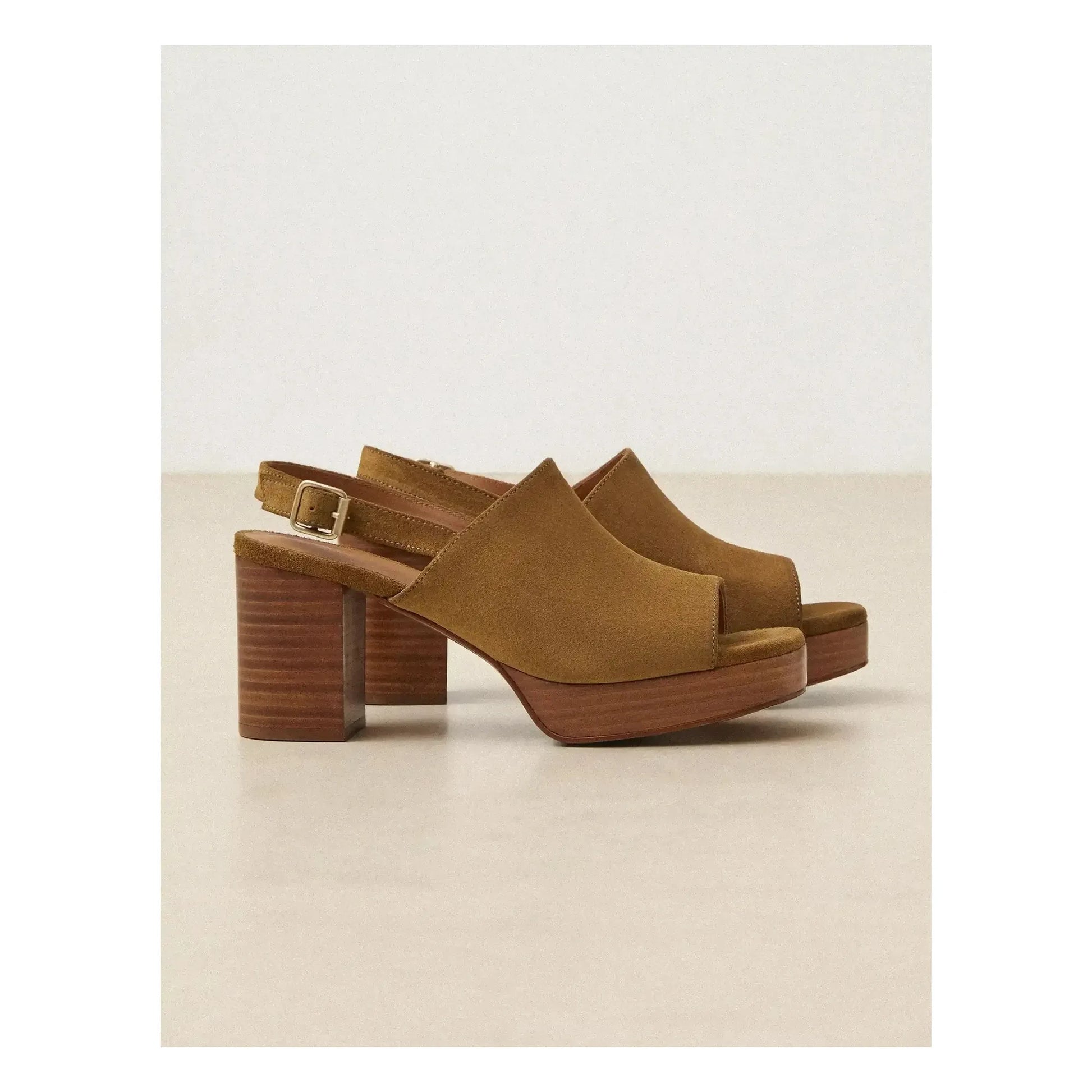 Rivecour - Sandals n°446 Sweden | Bark