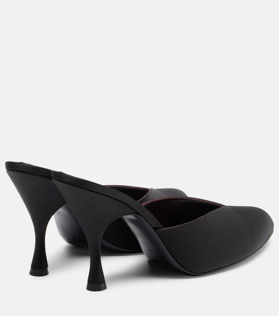 Herbert Levine - Sitting Pretty satin mules