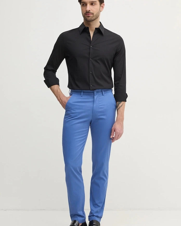 Calvin Klein pamuklu erkek gömleği