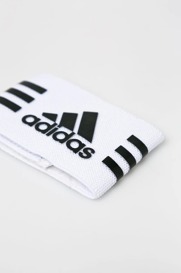 adidas Performance - Futbol kaval koruyucuları ve çoraplarını sabitlemek için bantlar (2 adet)