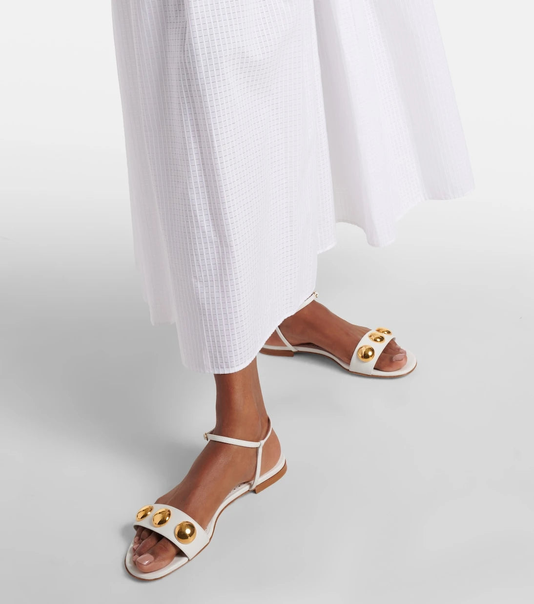 Manolo Blahnik - Chaouhen embellished leather sandals