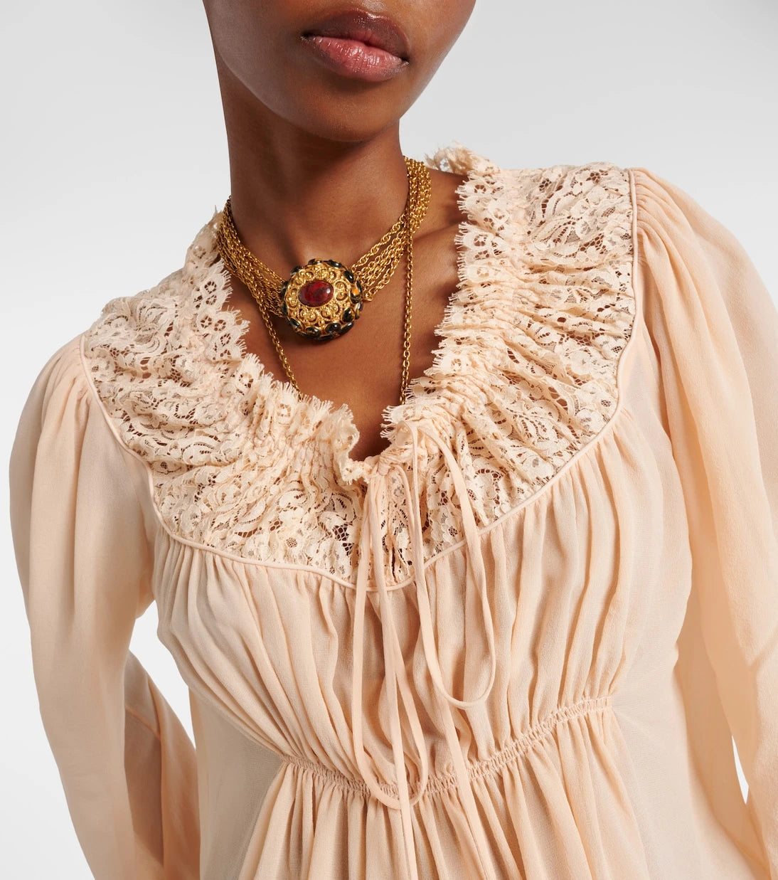 Chloé - Shirred cropped lace-trimmed silk blouse