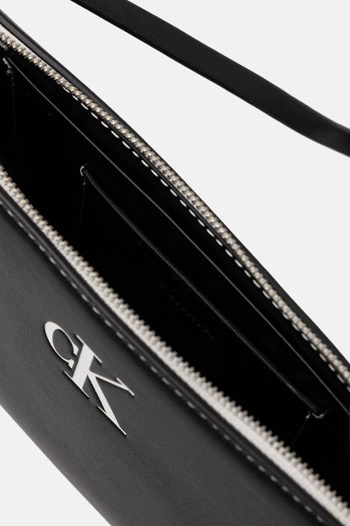 Calvin Klein чанта тип хобо дамска от имитация на кожа