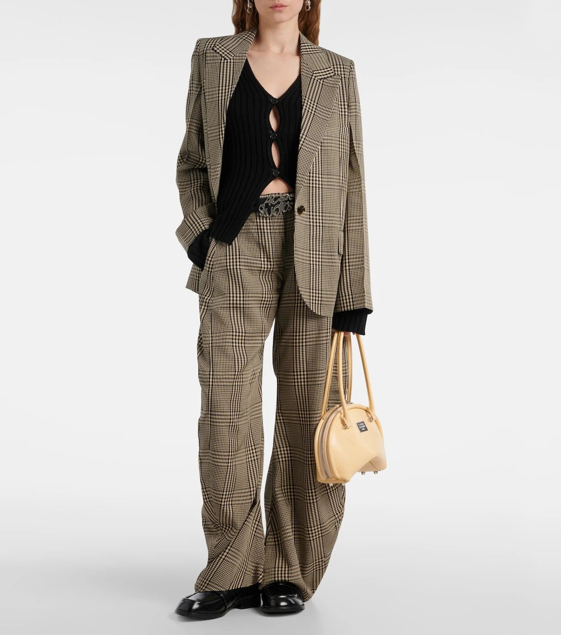 Acne Studios - بنطلون كاروهات بقصة ساق برميلية وخصر متوسط الارتفاع