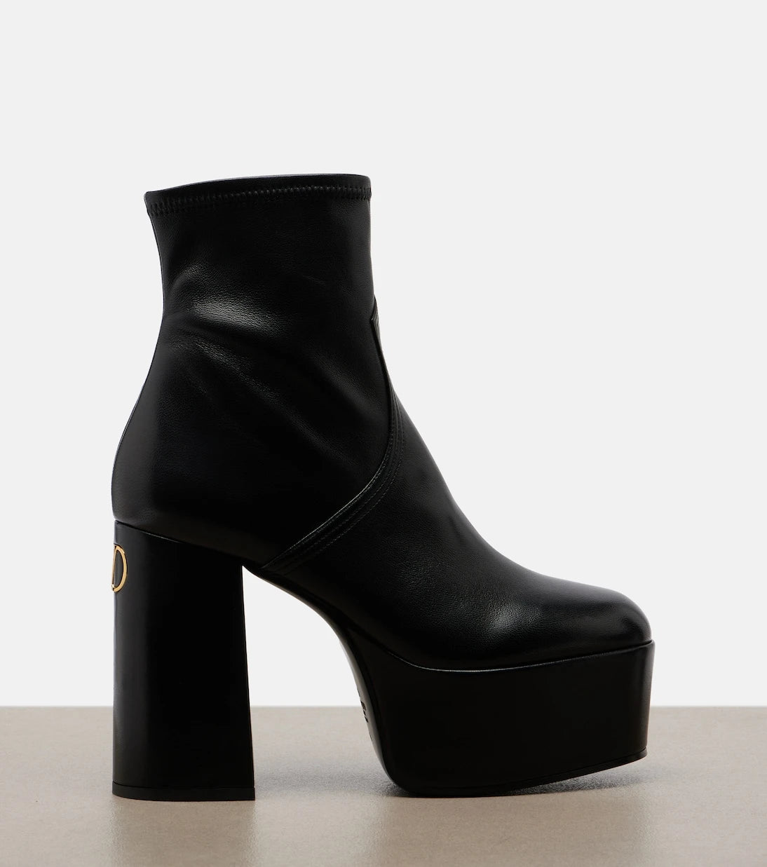 Valentino Garavani - Fawcette leather platform ankle boots