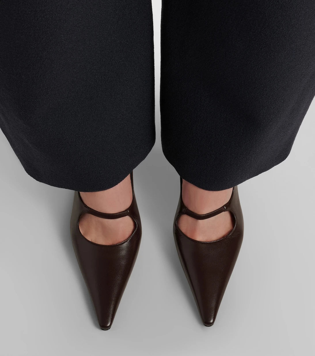 Alaïa - Drop leather slingback pumps