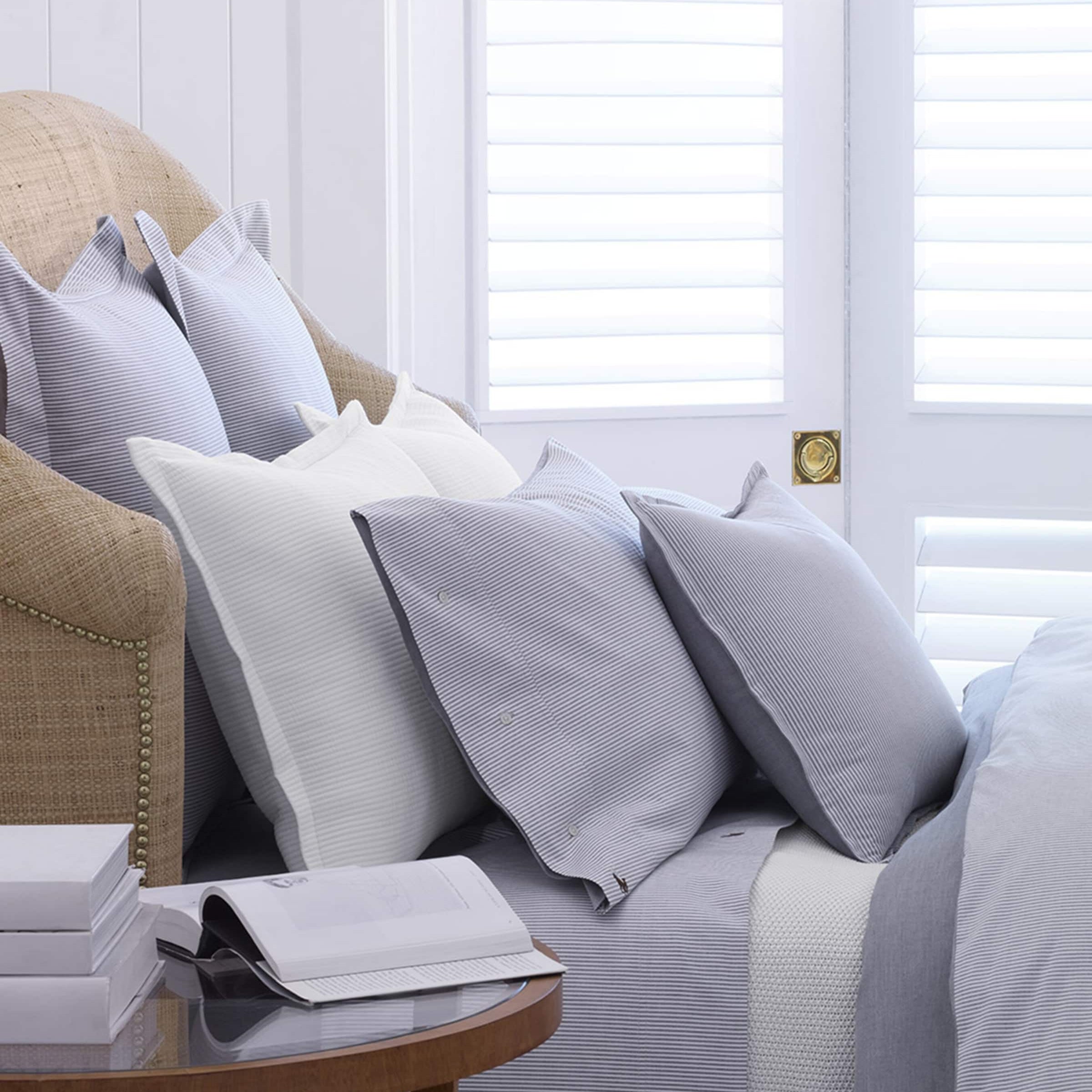 Ralph Lauren Home Oxford Blue Super King Flat Sheet (270cm x 310cm)