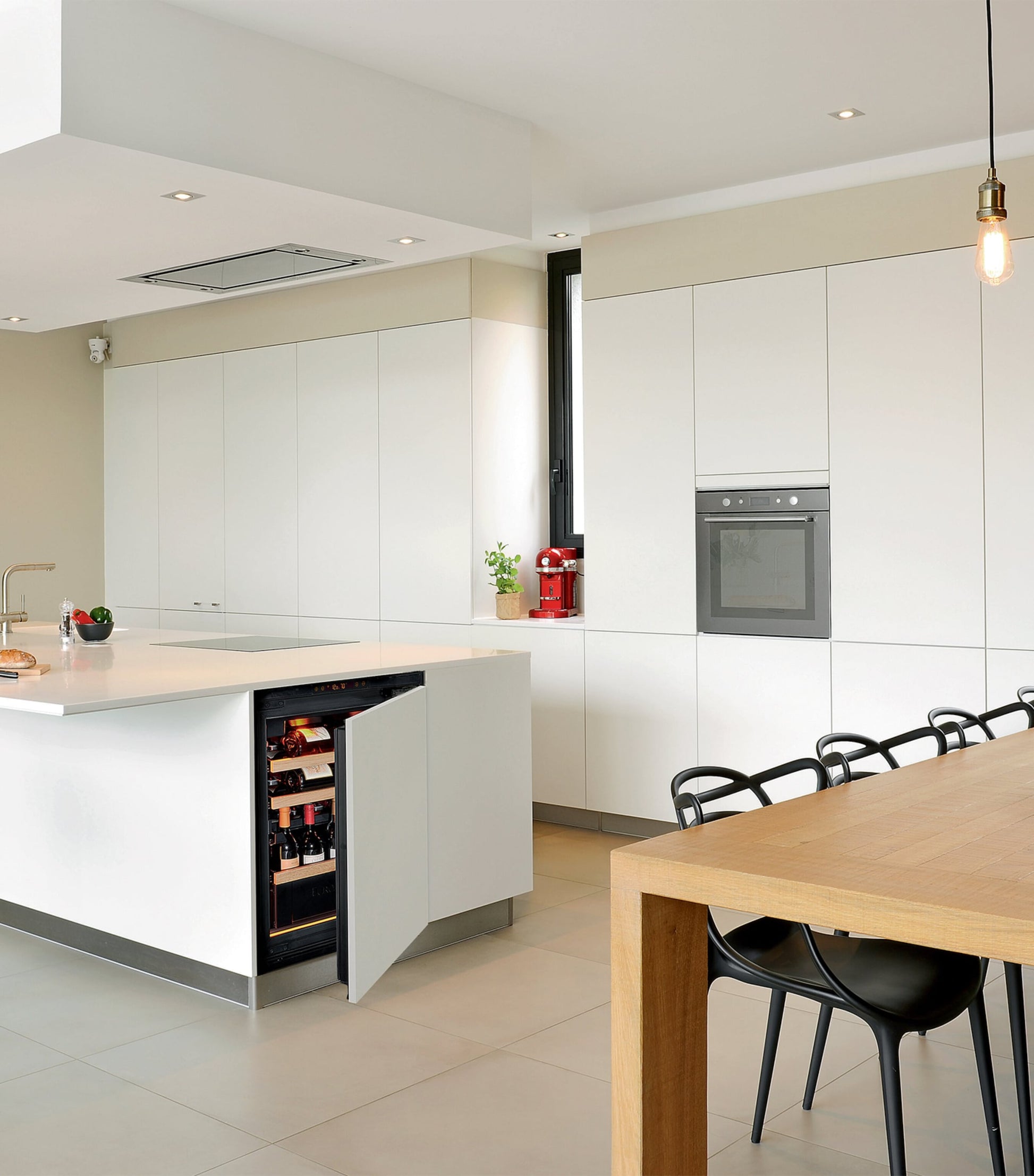 Eurocave Small Single-Temperature Integrated Inspiration Wine Cabinet