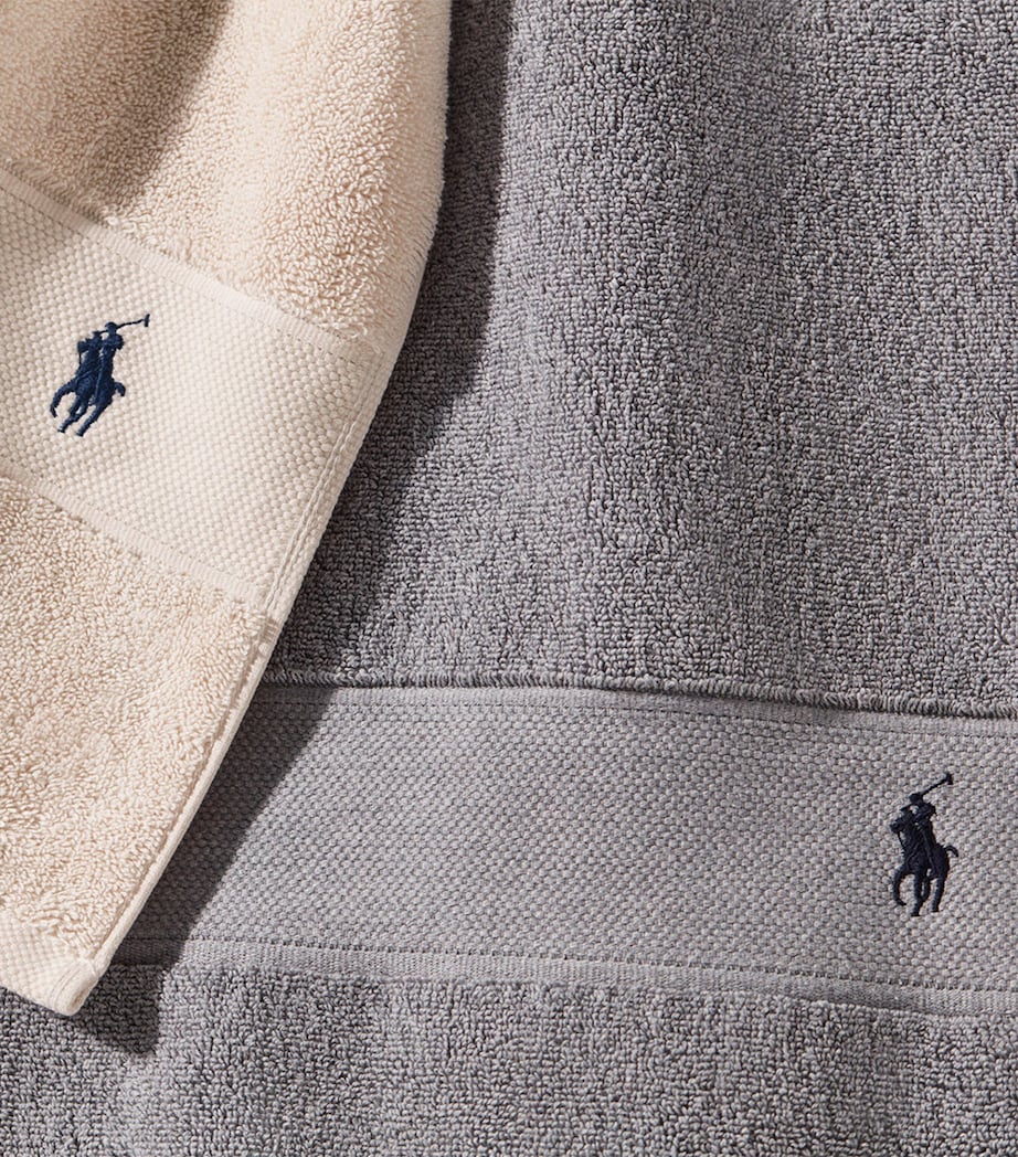 Ralph Lauren Home Polo Player Guest Towel (40cm x 75cm)