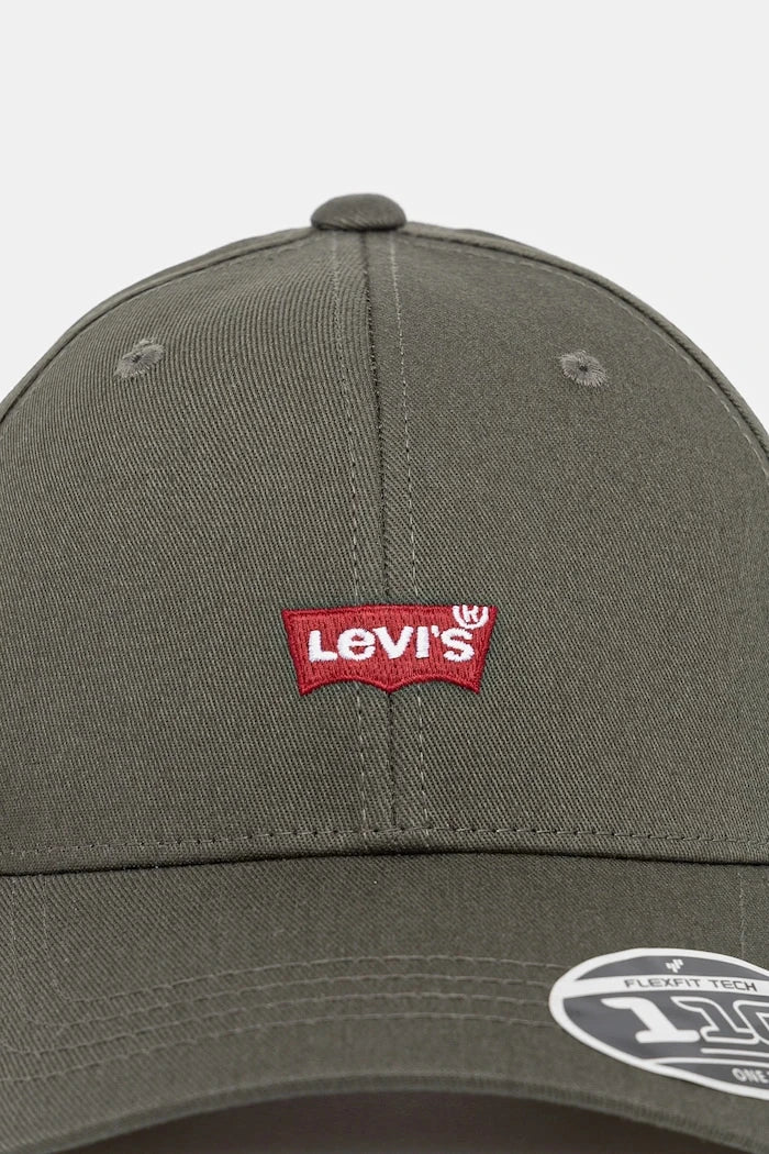 Шапка с козирка Levi's
