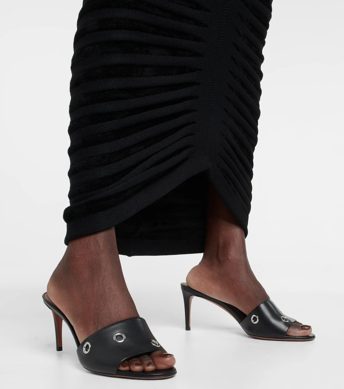 Alaïa - Oeillets embellished leather sandals