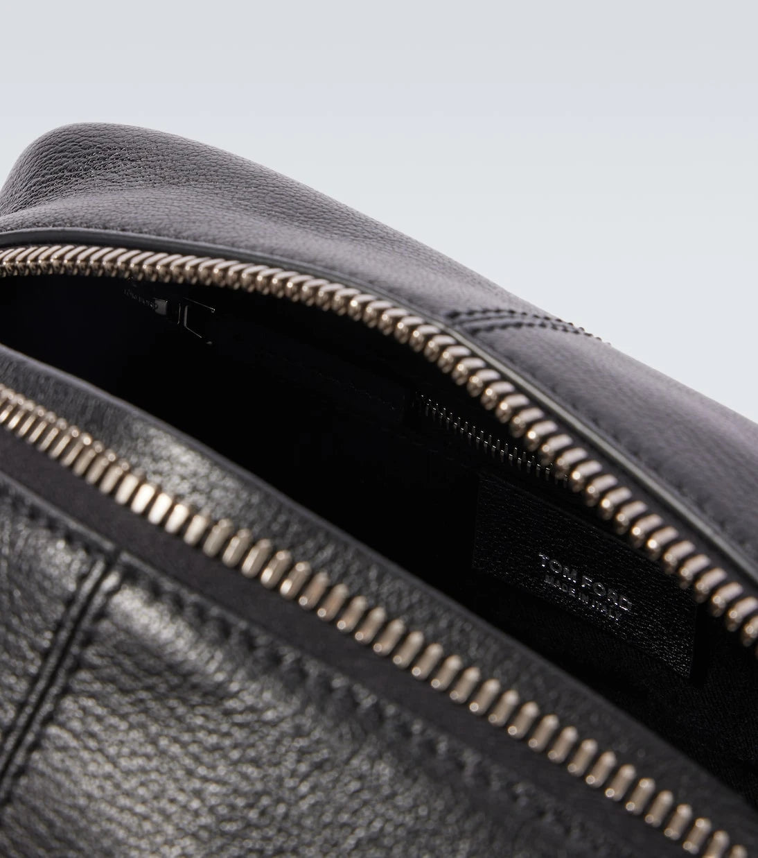 Tom Ford - Logo leather toiletry bag