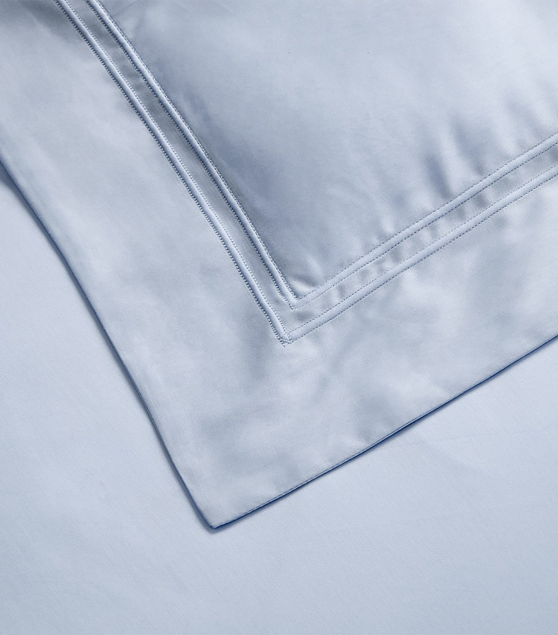 Triomphe Celeste Double Duvet Cover (200cm x 200cm)